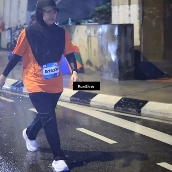 Runner Photo 7925679