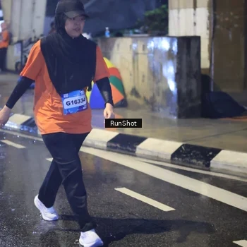 Runner Photo 7925680