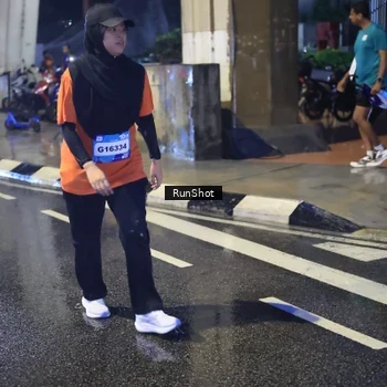 Runner Photo 7925686