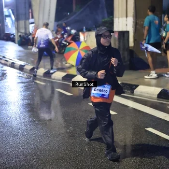 Runner Photo 7925709