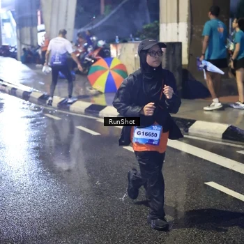 Runner Photo 7925711
