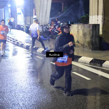 Runner Photo 7925712