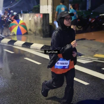 Runner Photo 7925720