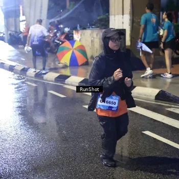 Runner Photo 7925721