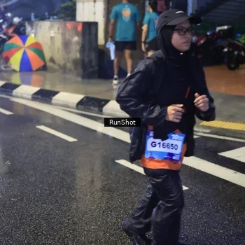 Runner Photo 7925740
