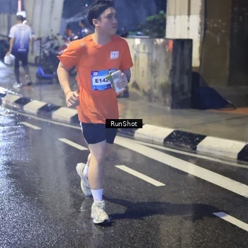 Runner Photo 7925748