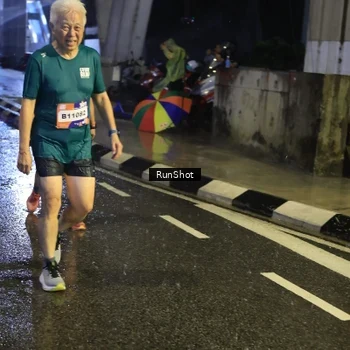 Runner Photo 7925752