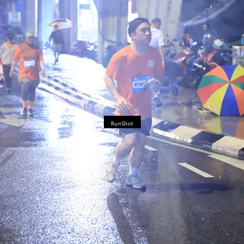 Runner Photo 7925754