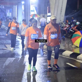 Runner Photo 7925756