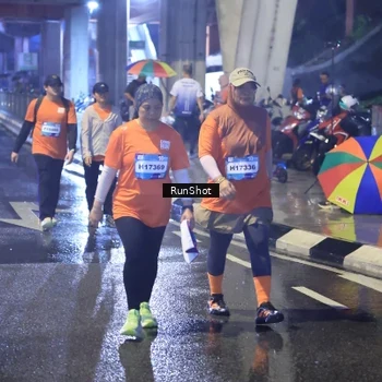 Runner Photo 7925758
