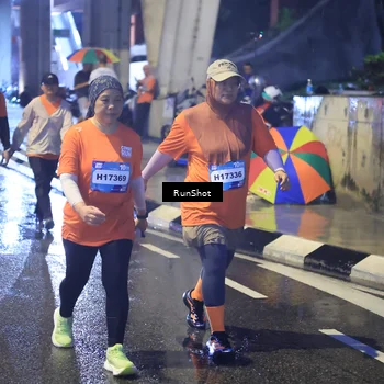 Runner Photo 7925772