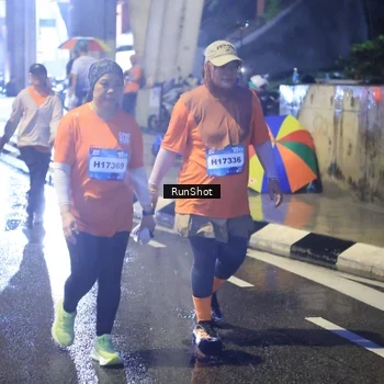 Runner Photo 7925775