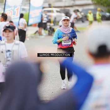 Runner Photo 7925788