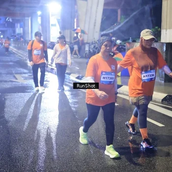 Runner Photo 7925789