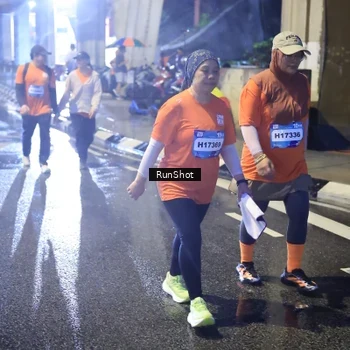 Runner Photo 7925803