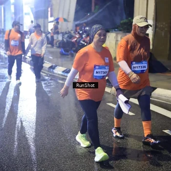 Runner Photo 7925805