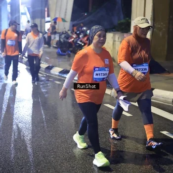 Runner Photo 7925806