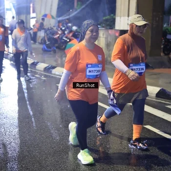 Runner Photo 7925811