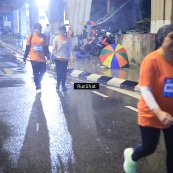 Runner Photo 7925817