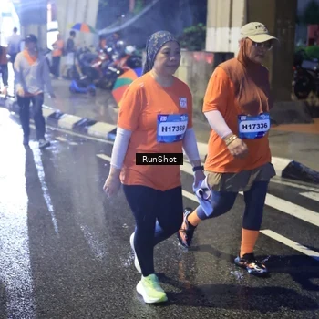 Runner Photo 7925818