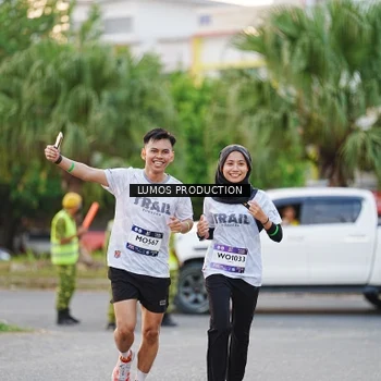 Runner Photo 7925864