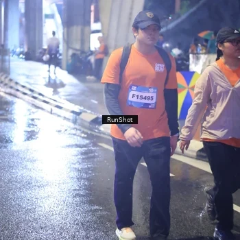 Runner Photo 7925871