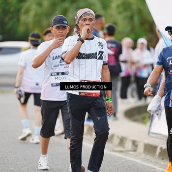 Runner Photo 7925882