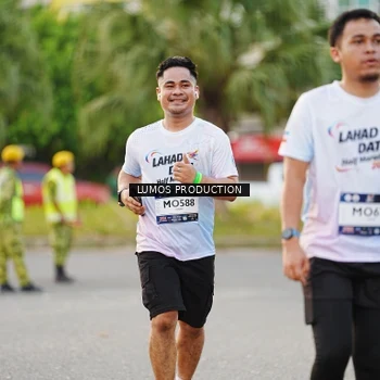 Runner Photo 7925889