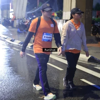 Runner Photo 7925892