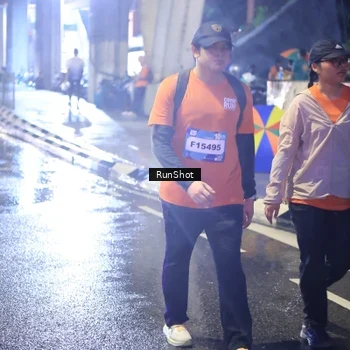 Runner Photo 7925896