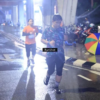 Runner Photo 7925904