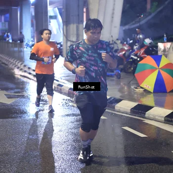 Runner Photo 7925908