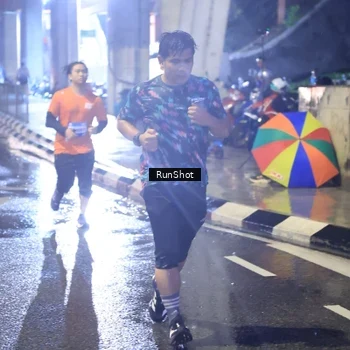 Runner Photo 7925909