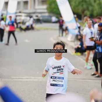 Runner Photo 7925911