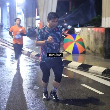 Runner Photo 7925914