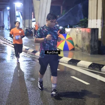 Runner Photo 7925918