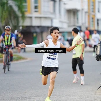 Runner Photo 7925919