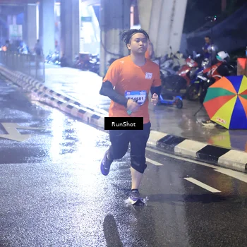 Runner Photo 7925934