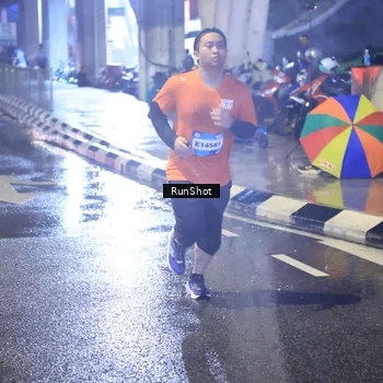 Runner Photo 7925939