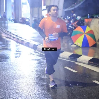 Runner Photo 7925941
