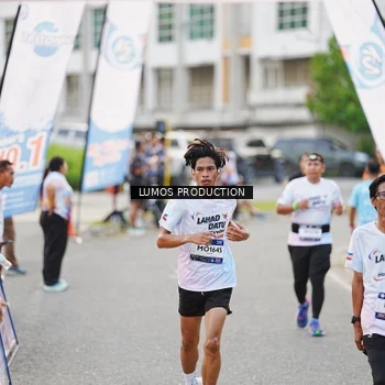 Runner Photo 7925945