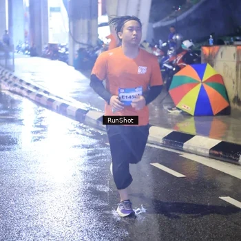 Runner Photo 7925946