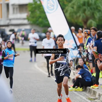 Runner Photo 7925955