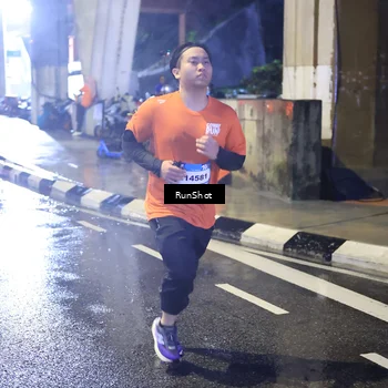 Runner Photo 7925963