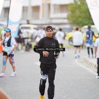 Runner Photo 7925964