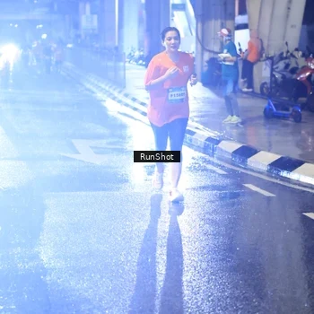 Runner Photo 7925972