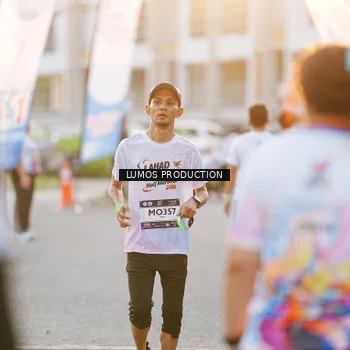 Runner Photo 7925973