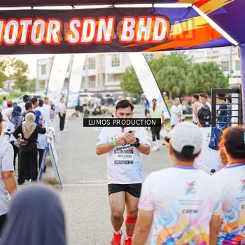 Runner Photo 7925992