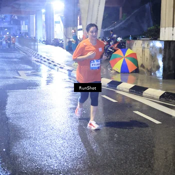 Runner Photo 7926014