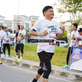 Runner Photo 7926016